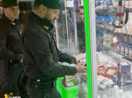 Genova, blitz della Guardia di Finanza ai baracconi del Winter Park Guardia Finanza Winter park