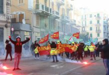 Ex Ilva, corteo raggiunge l’aeroporto di Genova, traffico in tilt Ilva protesta 2 dic 2025