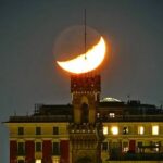 Genova curiosa – Il Castello Mackenzie e la luna infilzata luna castello Mackenzie Genova