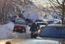 Curiosi sul Beigua senza catene da neve, oggi più controlli neve beigua strada bloccata
