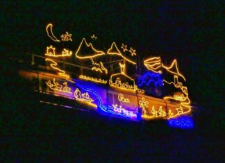 Albisola, il presepe luminoso che invoca la Pace presepe lumnoso Albisola