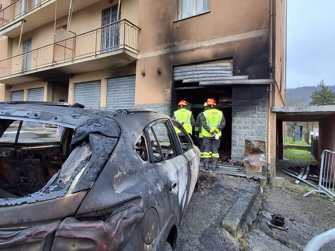 Ronco scrivia incendio box