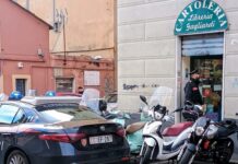 Sestri Ponente, furto con spaccata in cartoleria, fermati dai carabinieri sestri ponente furto spaccata carabinieri