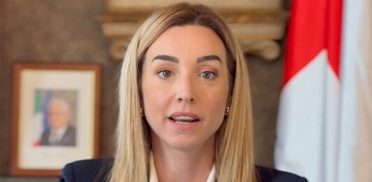 Ragazzino accoltellato sul Bus, sindaca Salis: serve intervento dello Stato silvia salis auguri capodanno