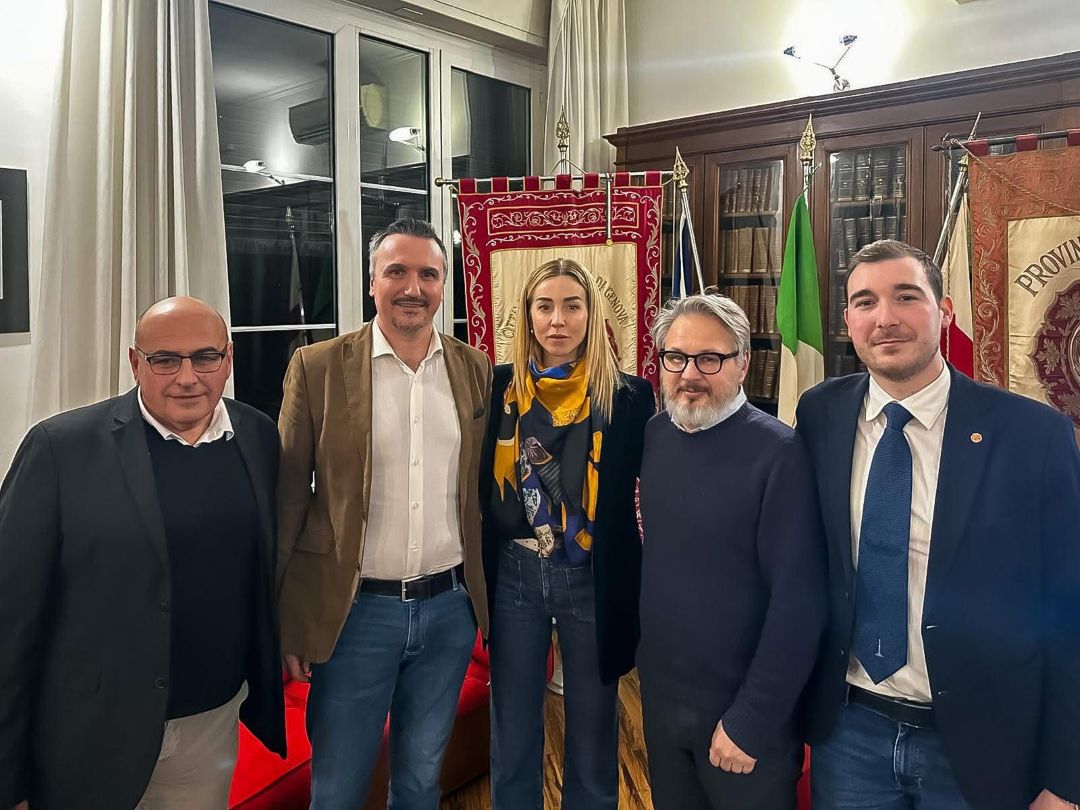 Frana Arenzano, biglietti del bus validi sui treni tra Genova e Cogoleto Accordo sindaci frana Arenzano