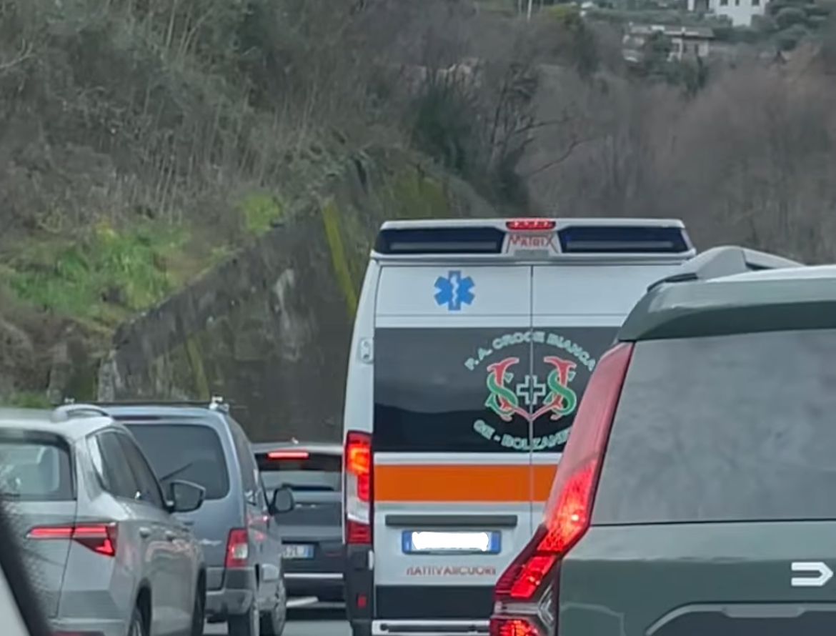 Autostrade, incidente in A7: traffico bloccato dopo Bolzaneto Incidente A7