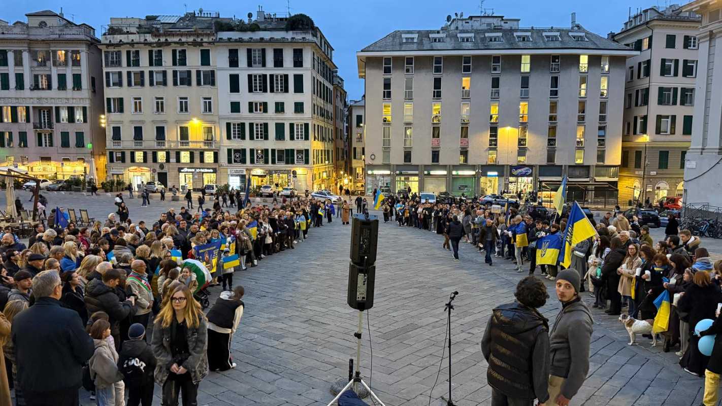 Genova, manifestazione in piazza De Ferrari a sostegno dell’Ucraina Manifestazione Ucraina De Ferrari