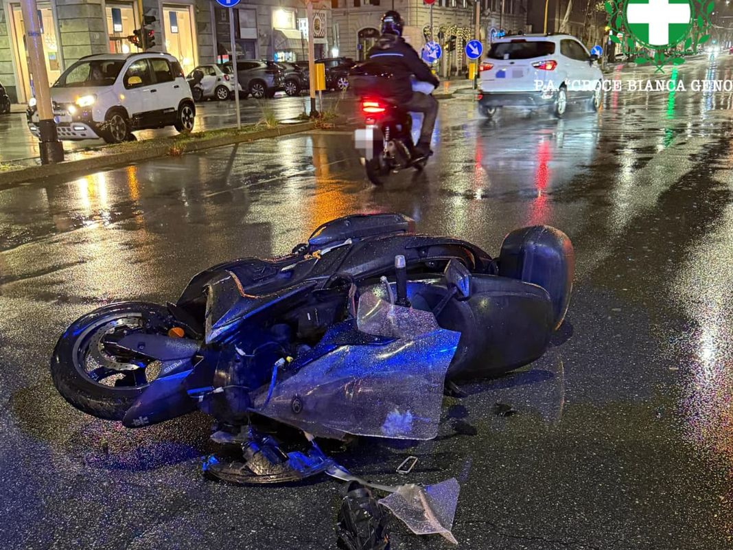 Genova, incidente in via Rimassa alla Foce, ferito un motociclista incidente Foce genova 2 feb 2026