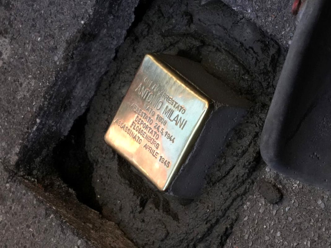 genova pietra inciampo Milani 