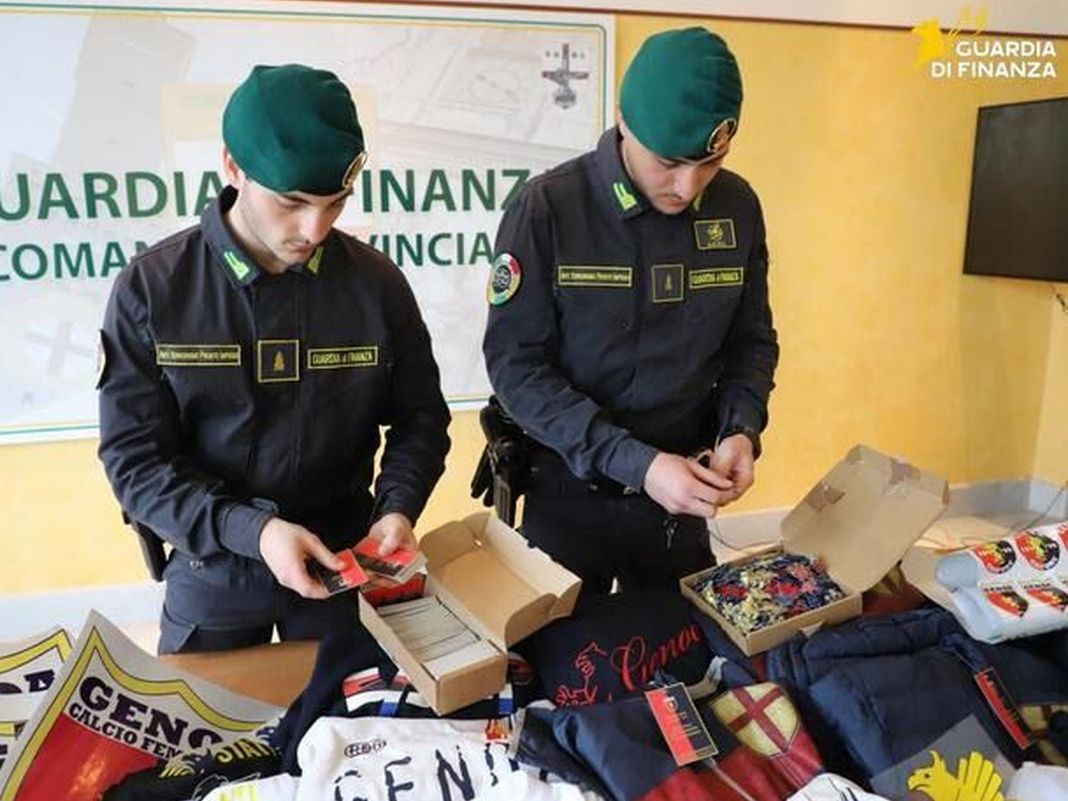 guardia finanza sequestro maglie genoa 