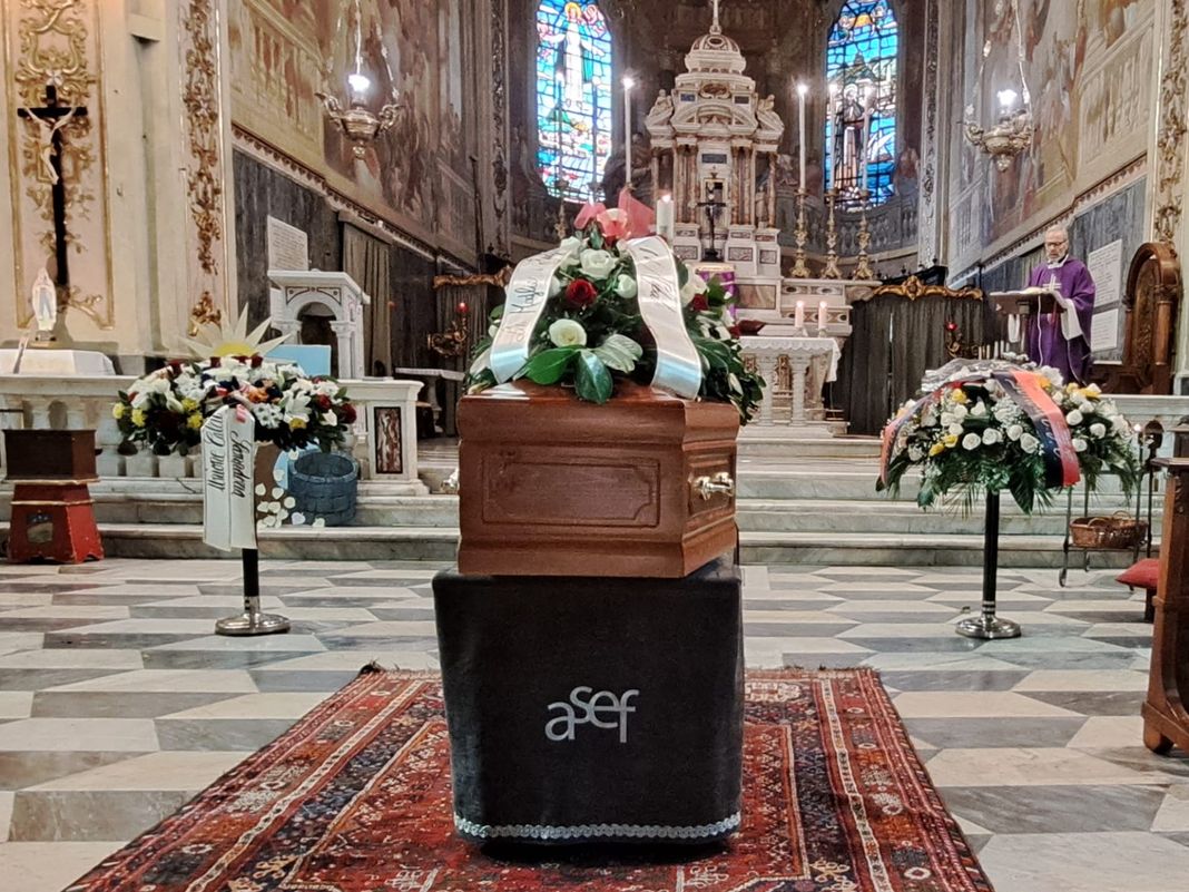 Addio a Rosario Sarin Di Vincenzo, giocò nel Genoa e nella Sampdoria Rosario Sarin Di Vincenzo