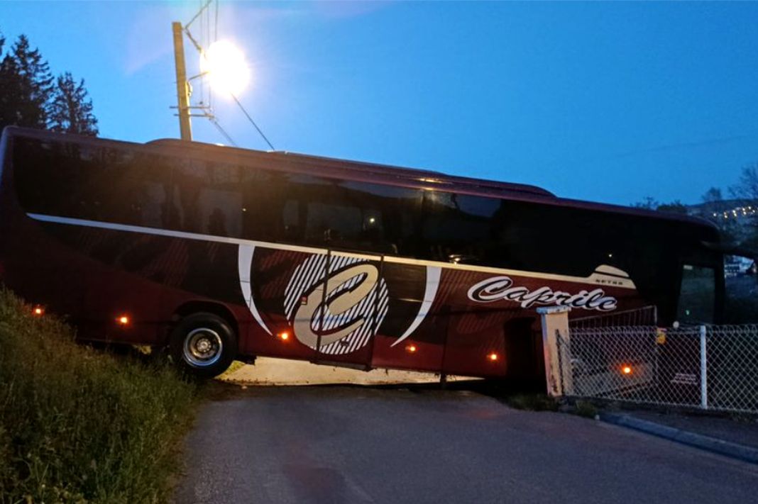 Tragico viaggio a Lourdes, indagini sul freno a mano del pullman pullman incidente mortale lourdes