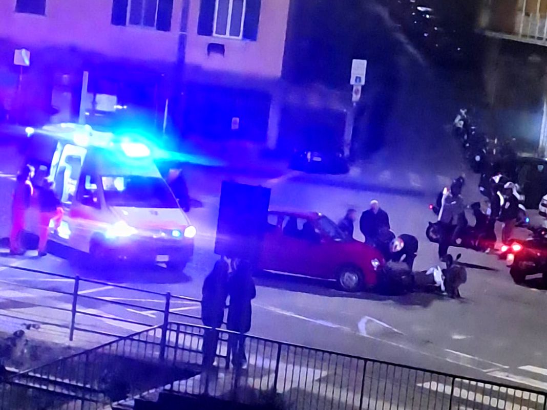 Borgoratti, incidente in piazza Rotonda, 2 feriti Borgoratti incidente 7 maggio 2026