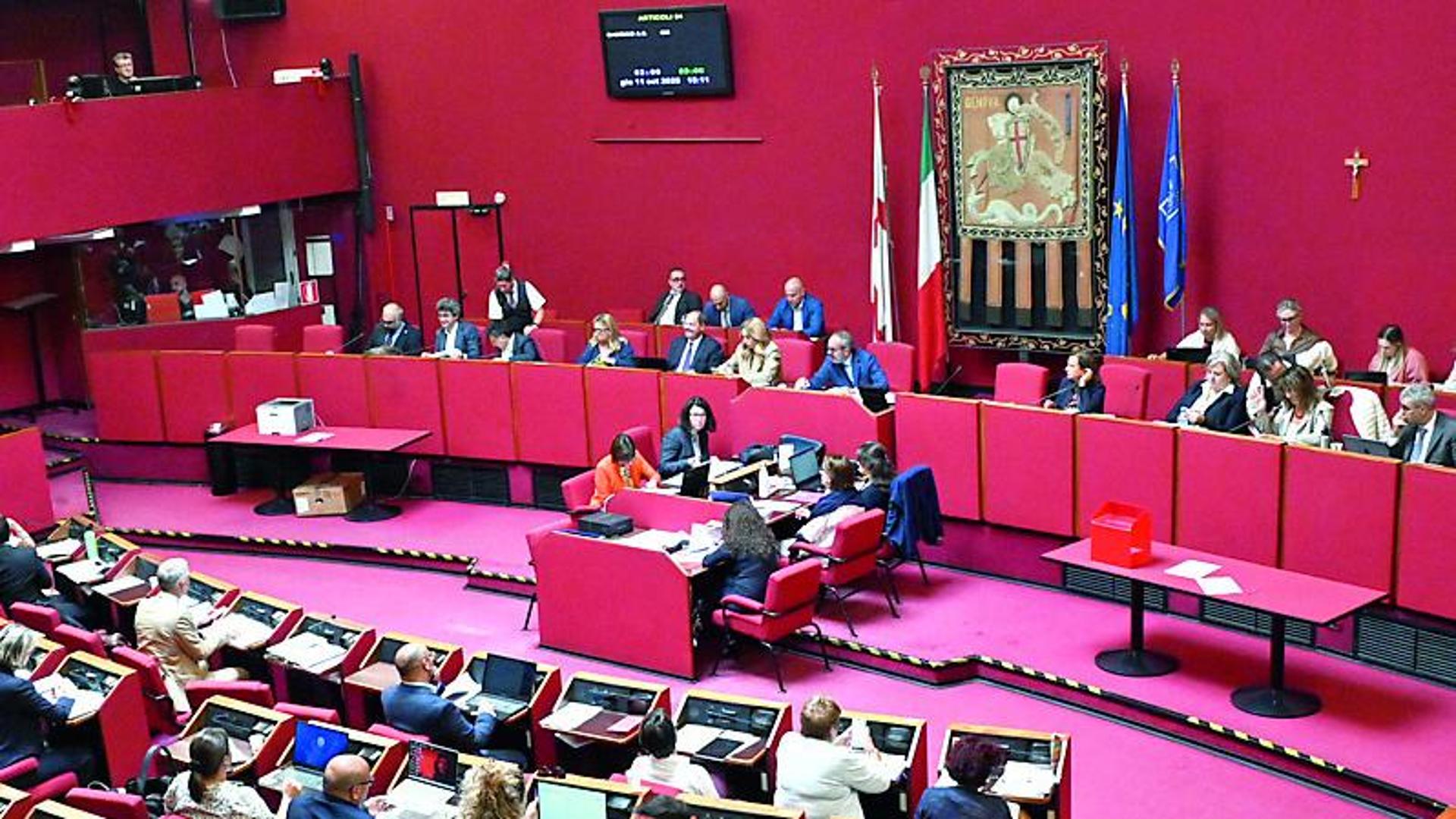 Metropolitana di Genova, Comune approva mozione contro il taglio dei Fondi