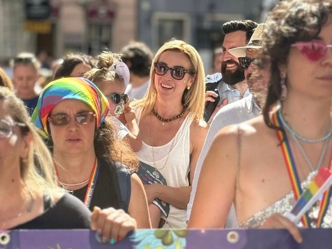 Liguria Pride, anche la sindaca Salis alla parata: costruiamo città più giusta Silvia Salis liguria pride
