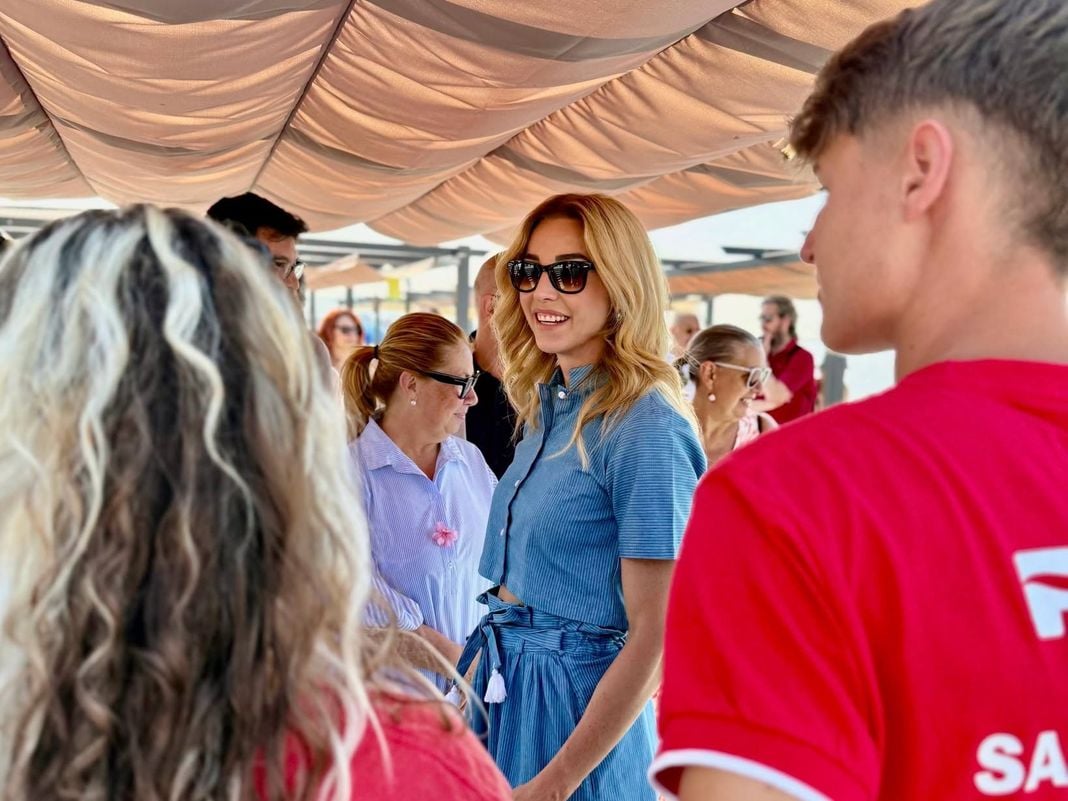 Genova, inaugurata la Spiaggia dei Bambini di Voltri silvia salis spiaggia dei bambini voltri