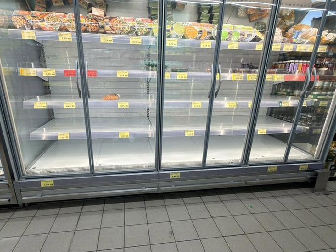 supermercato ins's vuoto Sestri Ponente