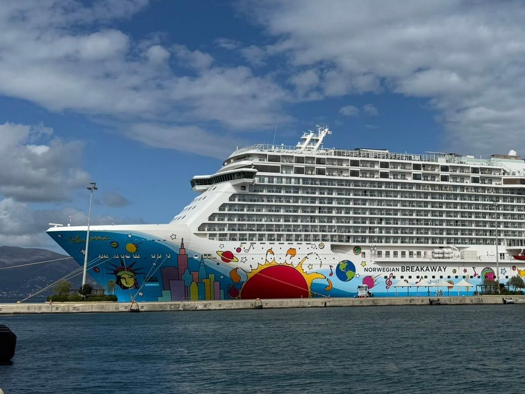 Turista cade dalla scaletta della nave da Crociera, comandante indagato Norvegian cruise line